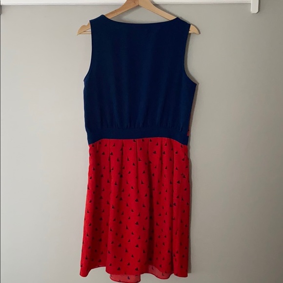 Tommy Hilfiger sailboat dress, size 10 - Picture 3 of 3